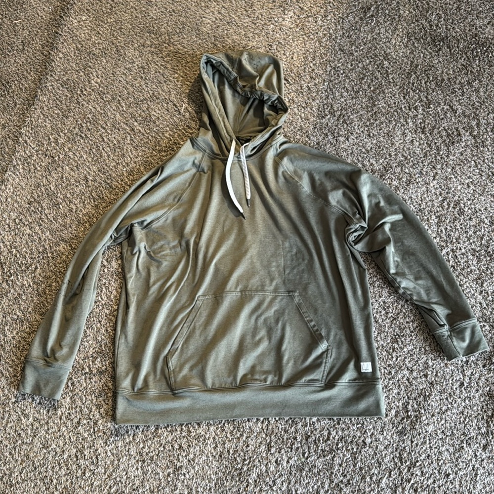 Vuori Women’s Small‎ Halo Oversized Hoodie Dark Metal Heather Dreamknit